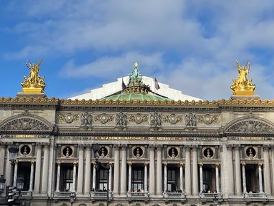 Discover Paris: A Journey Through Time In-App Audio Tour - photo 3