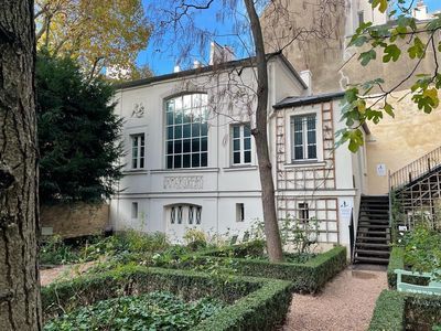 Paris: Saint-Germain's Bohemian Audio Tour - photo 4