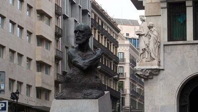 Savor Barcelona: Self-Guided Audio Tour of Paella & Markets - photo 3