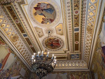 Uncover Secrets with Embassy Row In-App Audio Tour - photo 4