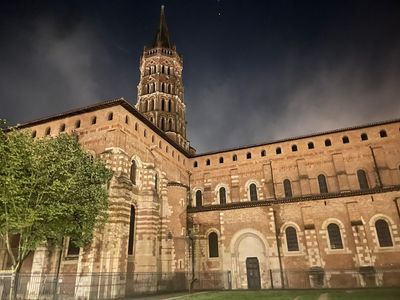 Toulouse: Historic Gems Promenade Audio Tour - photo 3