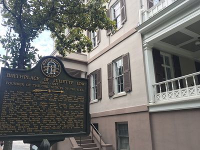 Savannah's Historical Journey - A Walking Tour - photo 4
