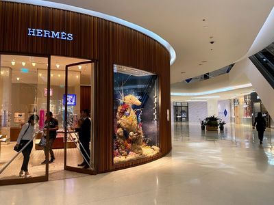 Bangkok: Wireless Road Hidden Gems Audio Tour - photo 3