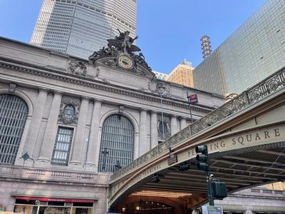 Discover Iconic New York: In-App Audio Tour Adventure - photo 4