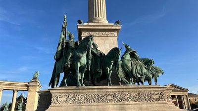 Budapest: Vibrant Culture & History Audio Tour - photo 3
