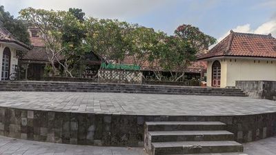 Yogyakarta's Ancient Paths: A Walking Tour - photo 3