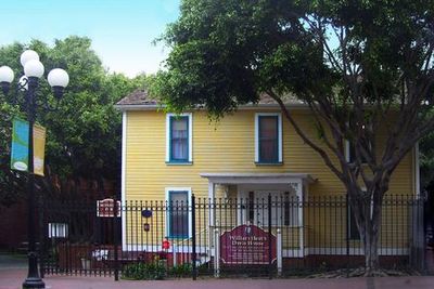 San Diego: Gaslamp Ghosts & Legends Audio Tour - photo 3
