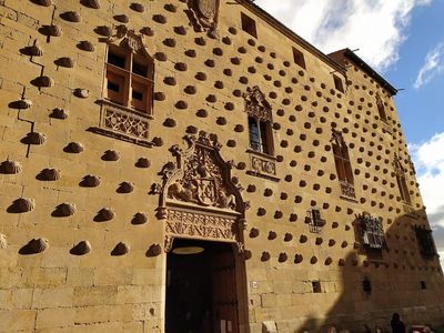 Salamanca's Historical Wonders: A Walking Journey - photo 4