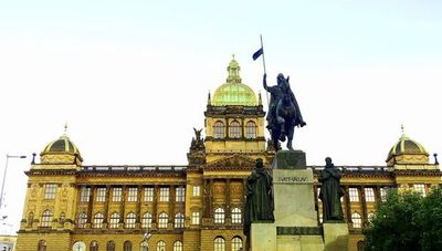 Prague: Historic New Town Audio Tour - photo 4