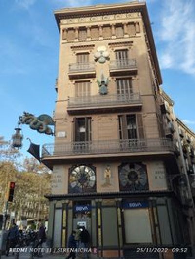 Savor Barcelona: Self-Guided Audio Tour of Paella & Markets - photo 4