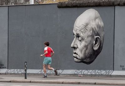 Más allá del Muro de Berlín: Un paseo por la East Side Gallery - photo 4