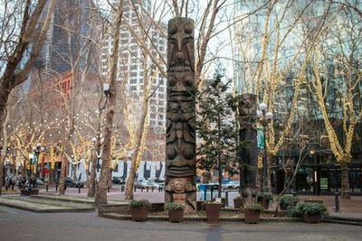 Seattle: Self-Guided Audio Walk Through the Emerald City's Icons - photo 3