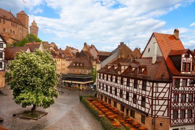 Unabhängige Tour durch Nürnberg: Geschichte, lokale Küche und Legenden