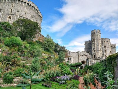 Explore Windsor Castle: Stepping into British History - photo 2