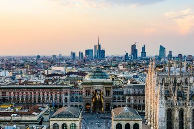 Milan: On Foot with a Local Audio Tour