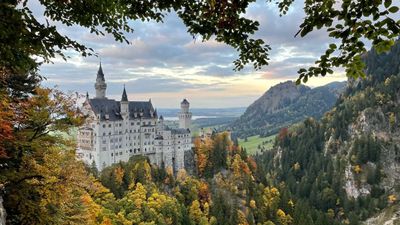 Bayerische Schlösser: Neuschwanstein und die wunderschönen Alpen - photo 2