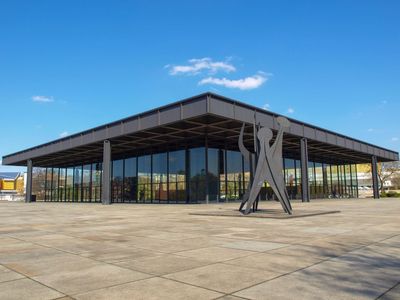 Berlin: Neue Nationalgalerie Entry
