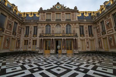 Majestic Versailles: The Grand Apartments