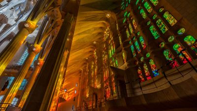 Barcelona: Sagrada Familia Fast Track Ticket & Audio Tour - photo 2