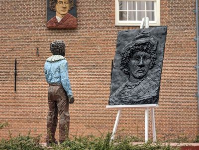 Leiden: Self-Guided Audio Walk Through Canals, Science and Faith