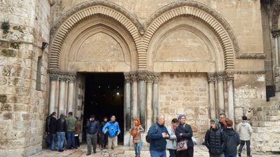 Self-Guided Audio Quest Along Via Dolorosa: Following the Passion of Christ
