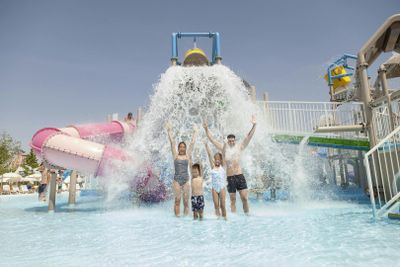 Parque Warner Beach Madrid: Entry Ticket