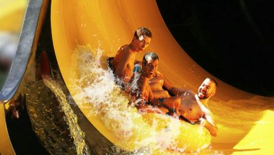 Parque Warner Beach Madrid: Entry Ticket - photo 2