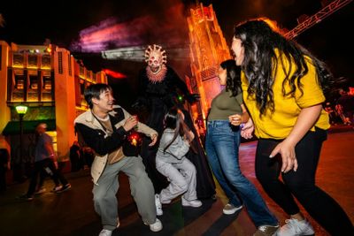 Universal Studios Hollywood: Halloween Horror Nights General Admission - photo 2