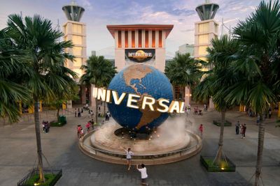 Combo: Universal Studios Singapore + S.E.A. Aquarium: Entrance + Hotel Pick-Up