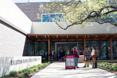 The Alamo: Exhibit Entry - photo 2