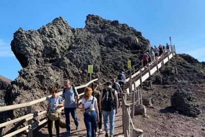 Mount Vesuvius: Entry Ticket + Guidebook