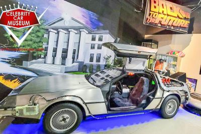Celebrity Car Museum: Entry Ticket