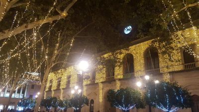 Seville: Self-Guided Audio Walk Through Royal and Riverside Icons - photo 2