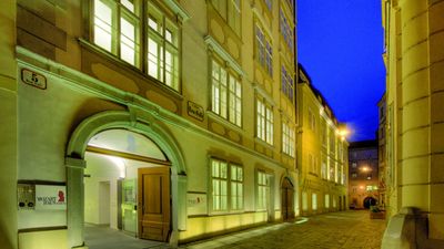 Vienna: Self-Guided Audio Walk Through Imperial Elegance - photo 2