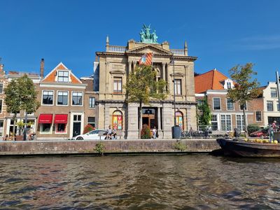 Haarlem: Self-Guided Audio Walk Through History and Canals