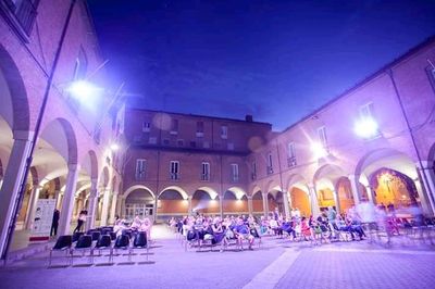 Bologna: a self-guided audio tour through the Porticoed City