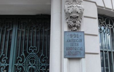 New York City: Self-Guided Audio Walk of Fifth Avenue Grandeur - photo 2