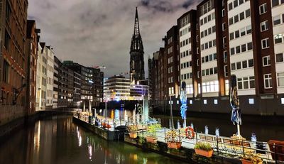 Hamburg: Self-Guided Audio Walk Through Canals and Commerce - photo 2
