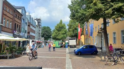 Brühl: Self-Guided Audio Walk durch Altstadt und Schlosspark - photo 2