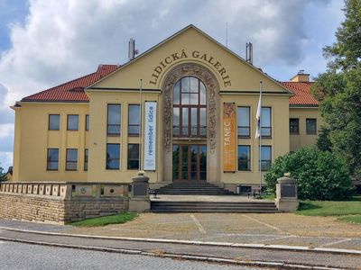 Lidice: Selbstgeführter Audiowalk durch Erinnerung und Hoffnung