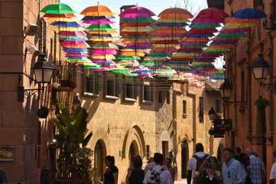 Barcelona: Poble Espanyol Ticket and City Discovery Audio Tour