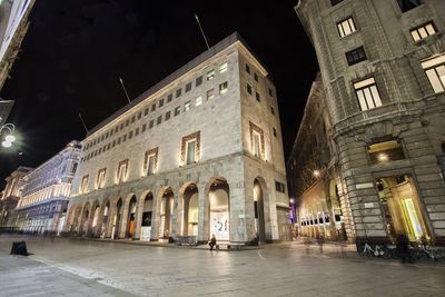 Milan: Self-Guided Audio Walk Through Fashion and Design - photo 2