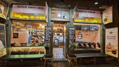 Stockholm: Walk Through the Heart of Gamla Stan - photo 2