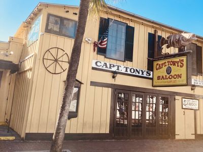 Key West: Easy Strolling (or Biking) Self-Guided Audio Tour Through the Heart of Downtown - photo 2