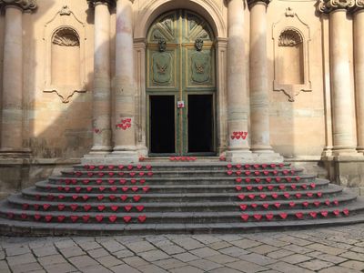 Scicli: Self-Guided Audio Walk Through Baroque Stone and Hills