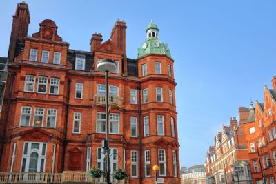 London: Exploring Mayfair's Elegance Audio Tour - photo 2