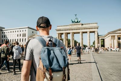 Erstmal in Berlin: Ein Spaziergang durch die Stadt In-App Audiotour