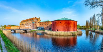 Descubra el encanto de Malmö: Audioguía autoguiada