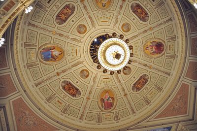 Dresden: Semperoper Entry & Guided Visit with an Audio City Walk - photo 2