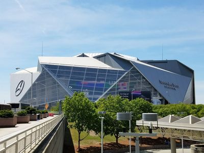 Atlanta: Walk Through Stadiums, Stories, and Skyline Views
